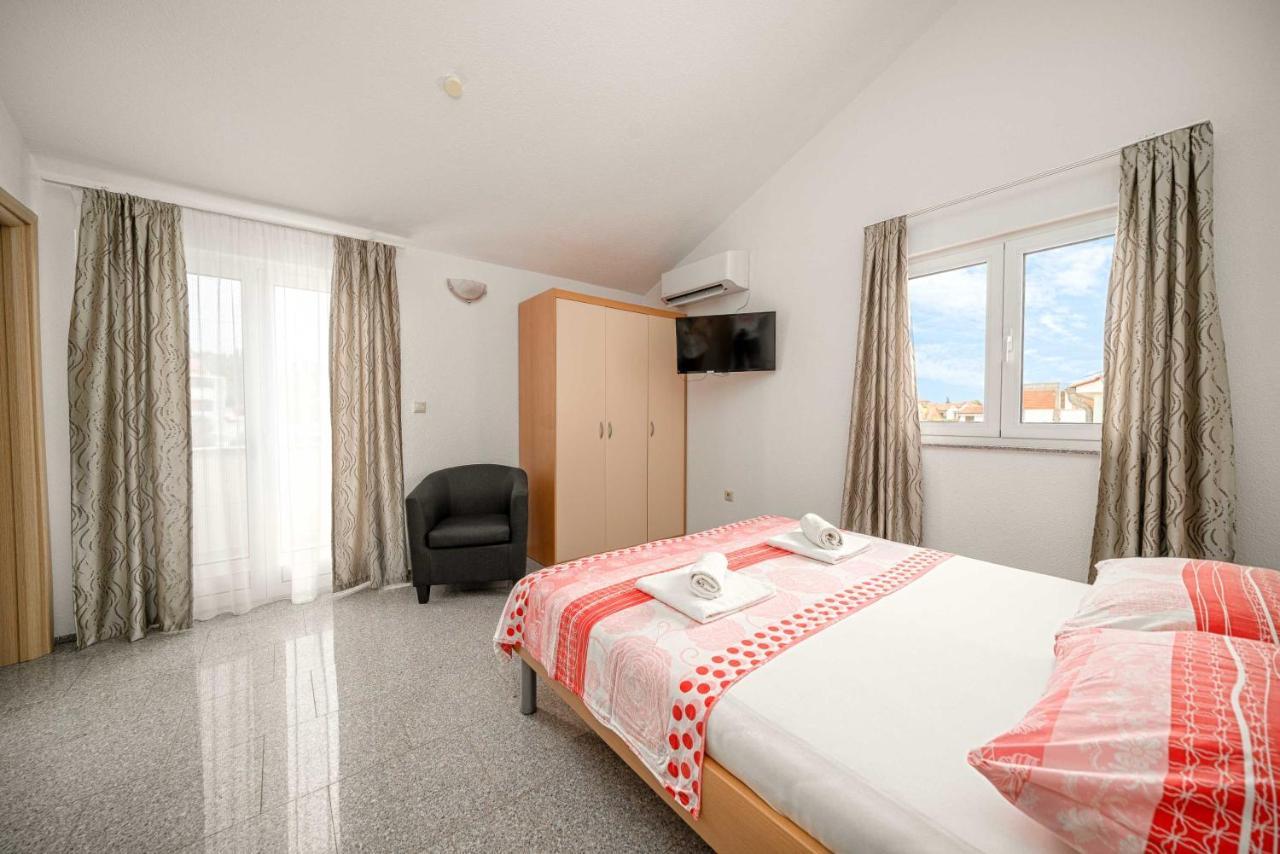 Apartments Miskovic Vodice Buitenkant foto